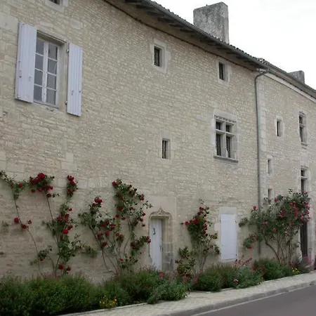 L'atypique Holiday home Tusson
